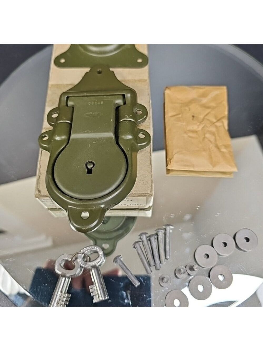 Vintage Eagle Lock Co Trunk Lock: Army Green Terryville Conn With Key Rivets